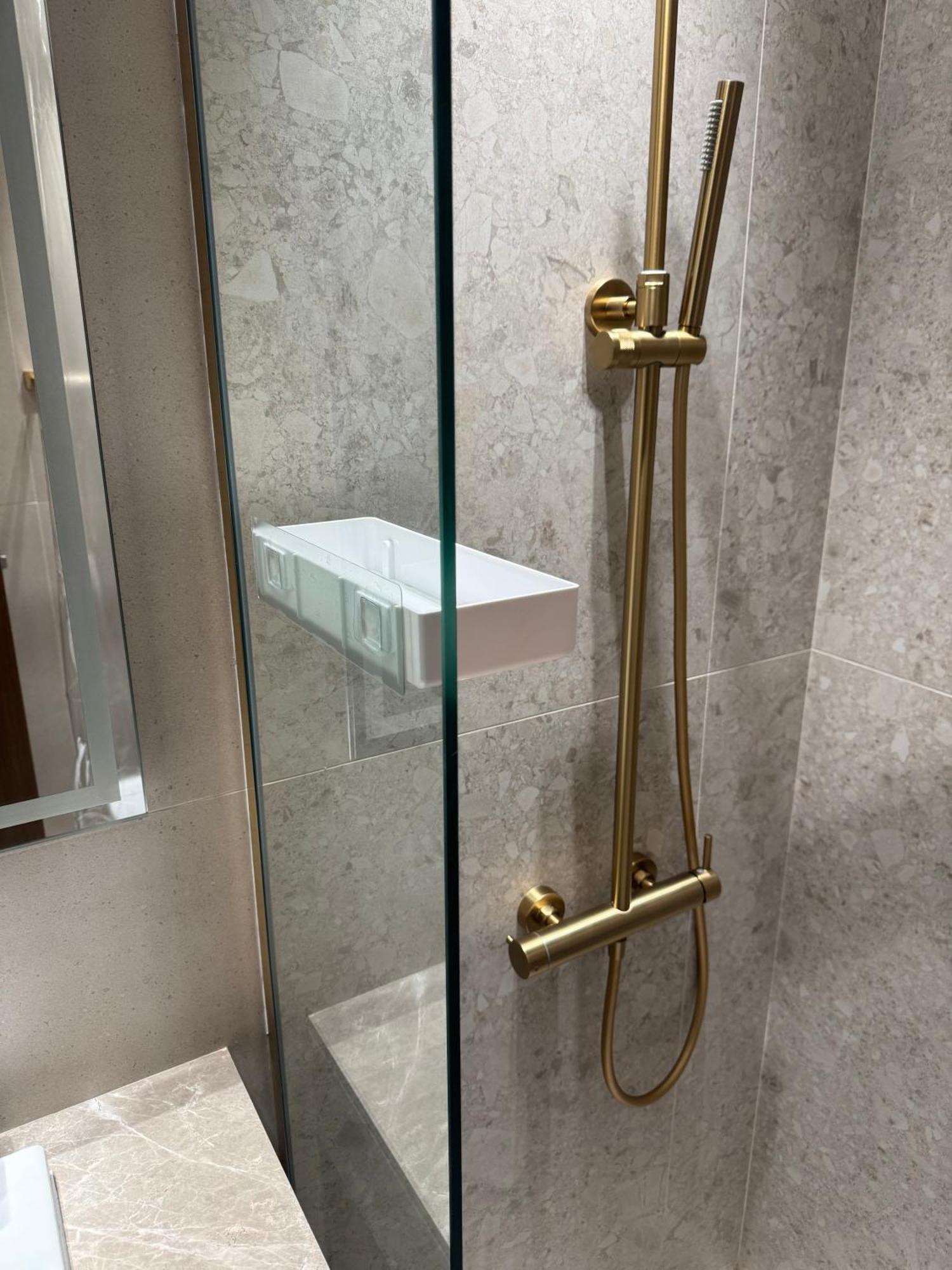 Lux Business Bay With Jacuzzi & Canal View Apartment Dubai
