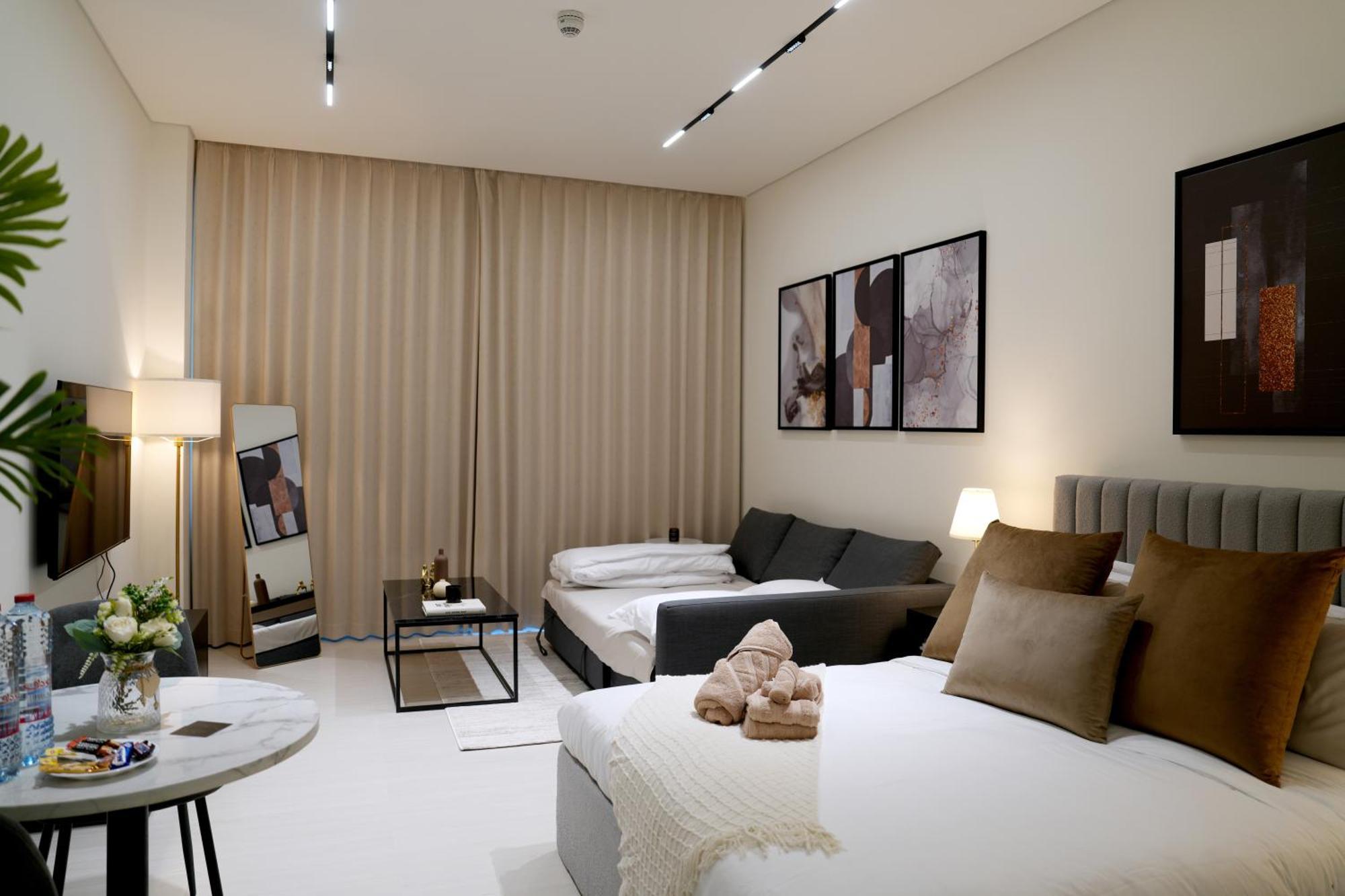 Lux Business Bay With Jacuzzi & Canal View