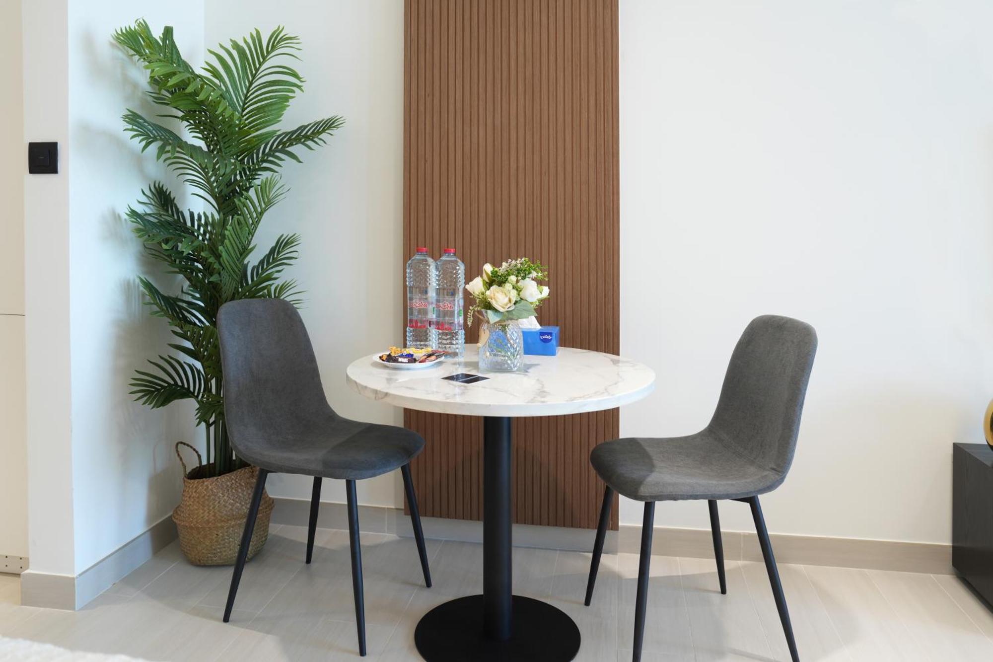 Lux Business Bay With Jacuzzi & Canal View Apartment Dubai